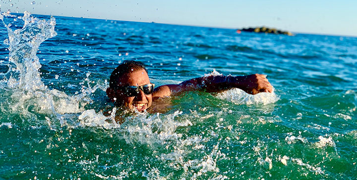 Swimming-people